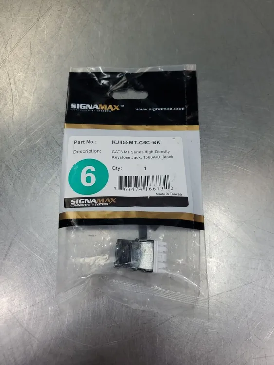 Used SIGNAMAX _UNKNOWN_ Connector Accessories South Carolina US | Palmetto Automation #1162339