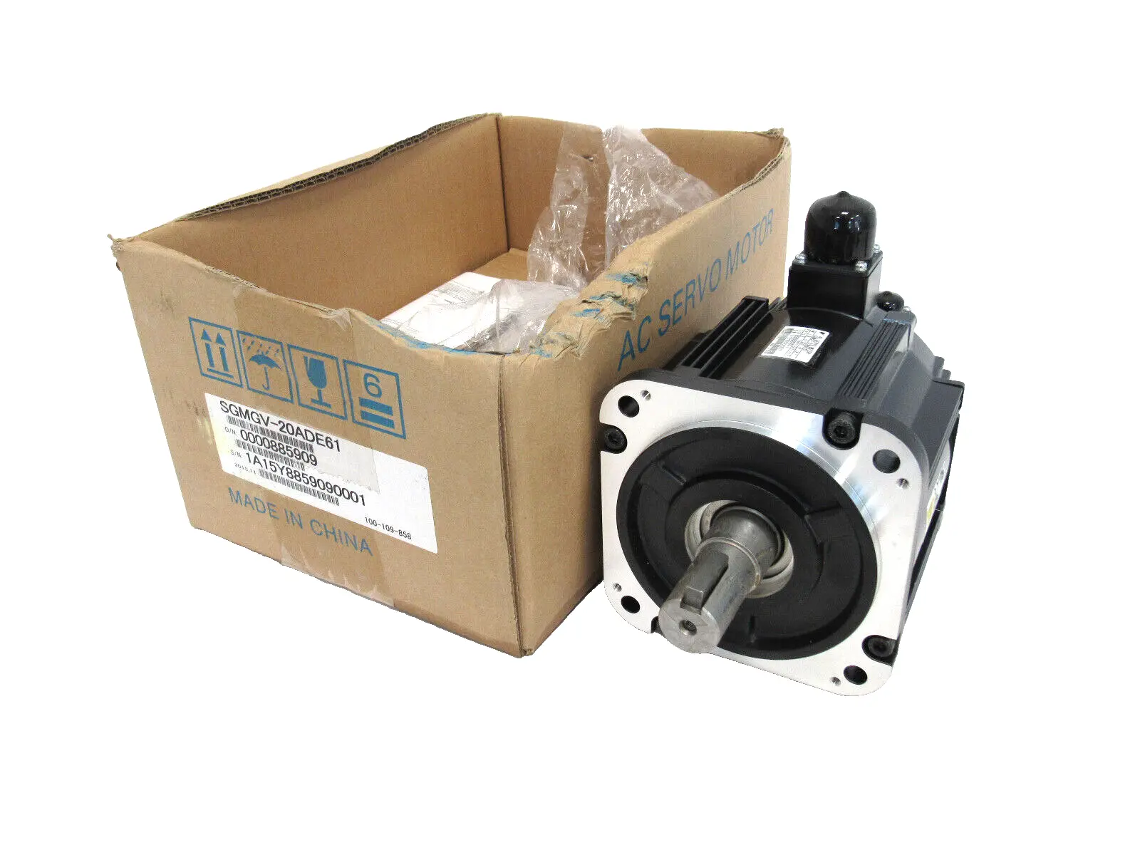 NEW YASKAWA SGMGV-20ADE61 SERVO MOTOR SGMGV20ADE61