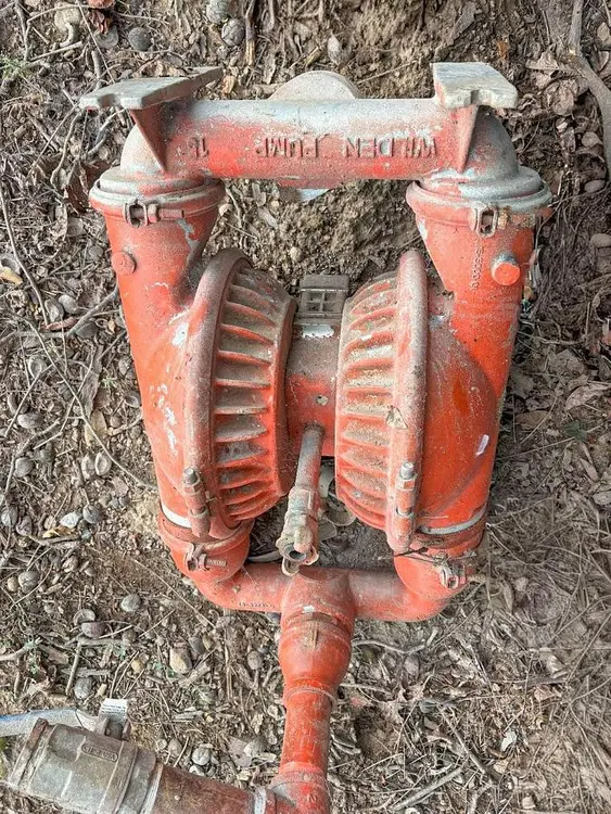 Used WILDEN 15 DIAPHRAGM PUMP Positive Displacement Pumps Pennsylvania US | East West Machinery & Drilling #1417838