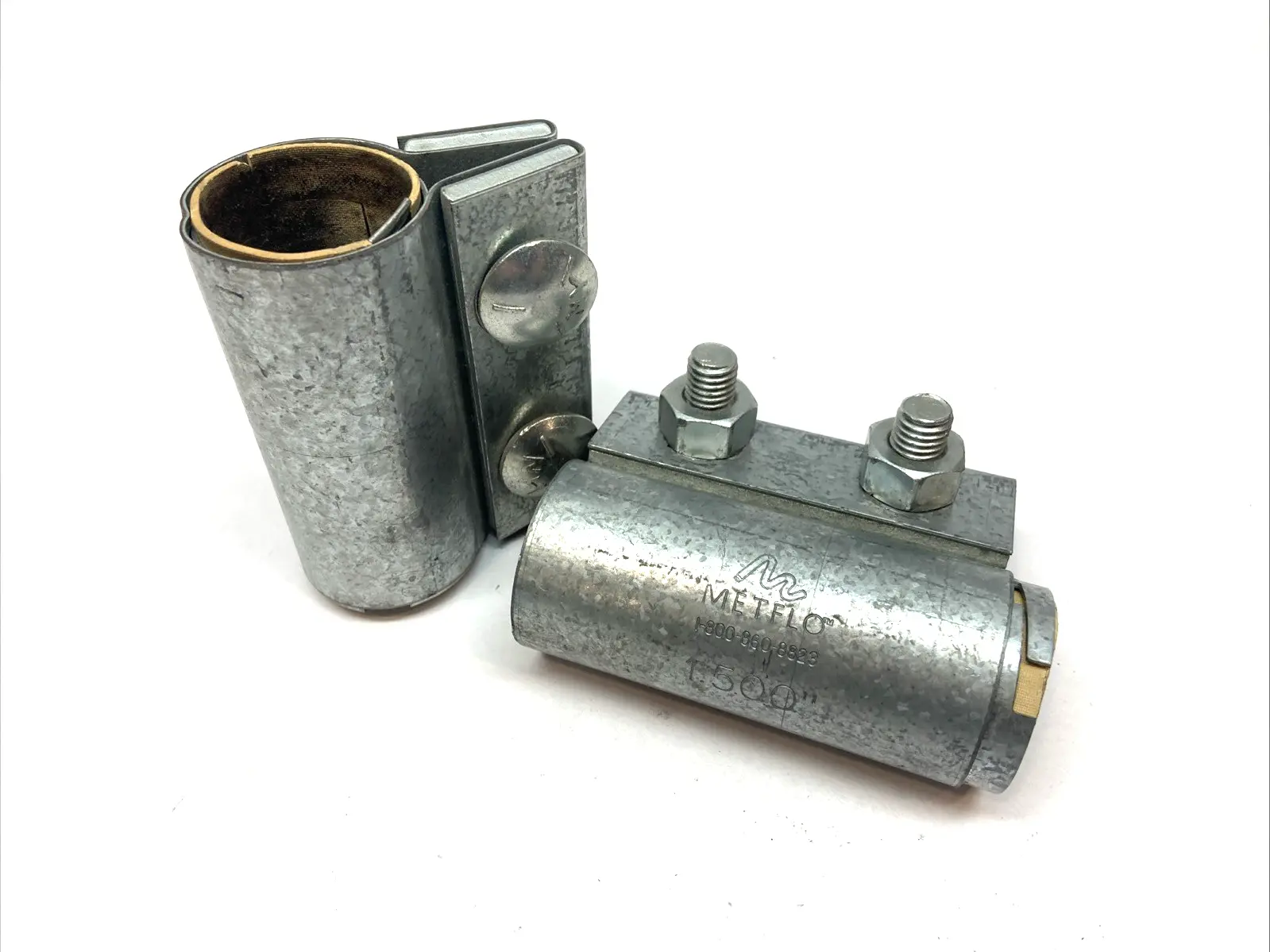Used METFLO 2 Bolt Compression Coupling LOT OF 2 Plumbing Equipment Michigan US | Maverick Industrial Sales #1402331