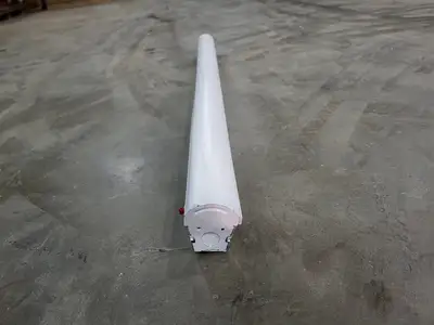 NEW DAY-BRITE FSS470L840-UNV