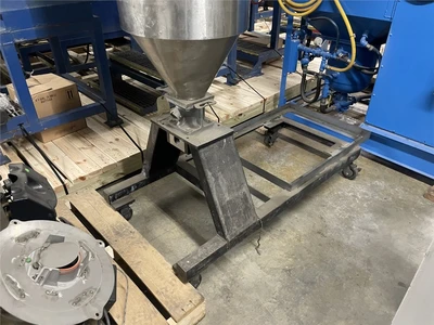 200 LB Conair CH 16-6 Insulated Drying Hopper