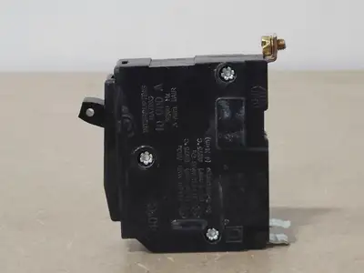 USED SQUARE D QOB115