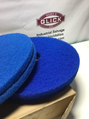 Global Industrial 20206 17″ Assorted Floor Scrubbing Pads