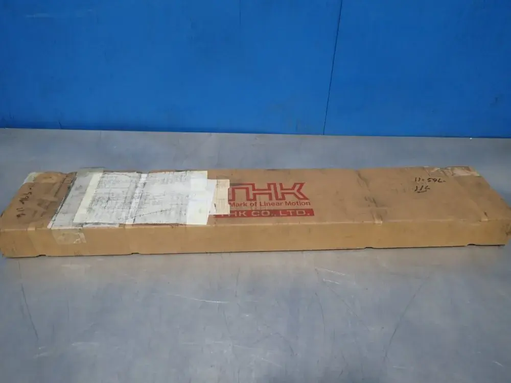 NEW THK SHS25LV1SS+580L