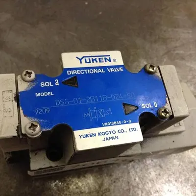 USED YUKEN DSG-01-2B11B-D24-50