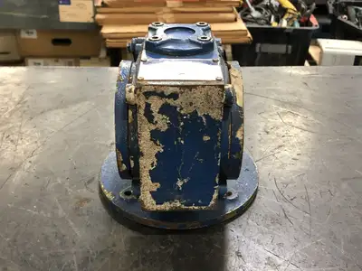 USED 1988 LENZE 52.109.04.00