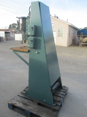 Cemco, multi spindle drill press / vertical boring machine wood or aluminum