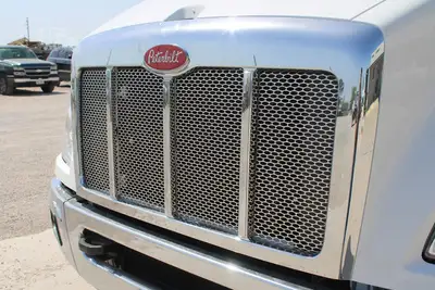 New | in-Stock 2027 PETERBILT 548 Vacuum Truck Texas US | Roll Off Truck World #1492027