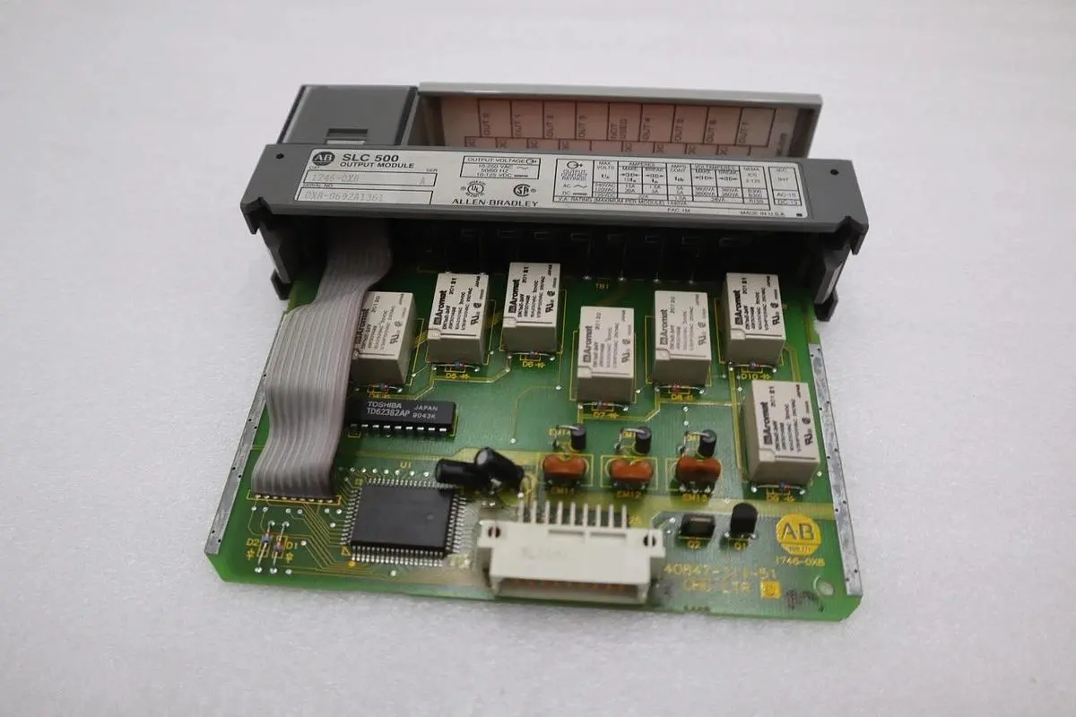Allen-Bradley 1746-OX8 SLC 500 Output Module Series A - STOCK GF246A