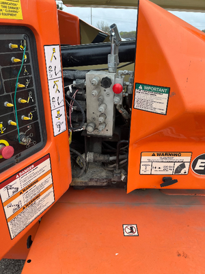 USED 2017 JLG E450AJ