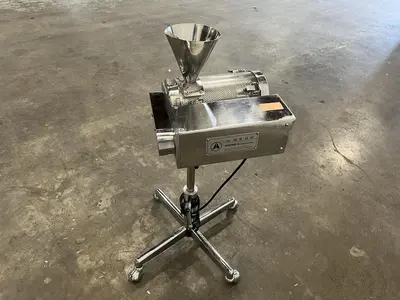 Tablet Deduster