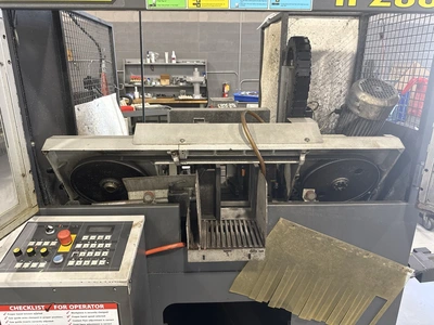USED 2013 HYDMECH H-230A