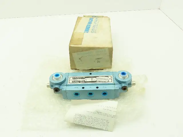 Skinner S3AAGBX2 Pneumatic Directional Control Valve 5-Way 3 Pos 150 PSI 1/4"NPT