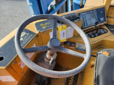 USED 2005 OMEGA 4DH12-08Q-48P