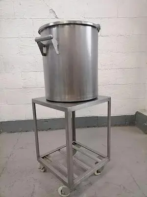 Stainless steel  13 gallon tank