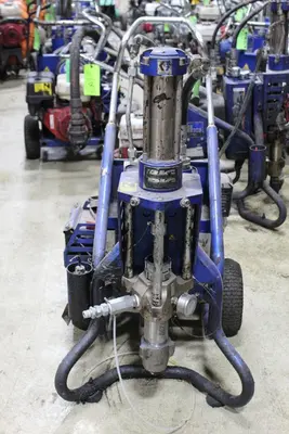 GRACO GH-733ES Sprayer/Pump | Levy Recovery Group (5)