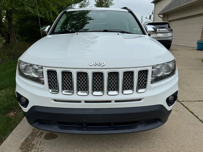 USED 2014 JEEP COMPASS