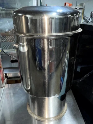72-0467 Regalware 5-Gallon Iced Tea Dispenser
