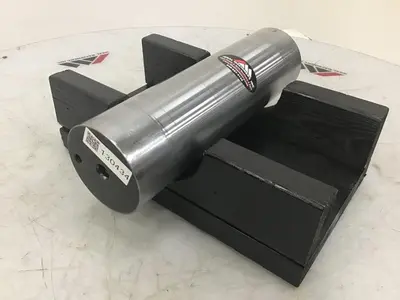 USED MILACRON 5221624