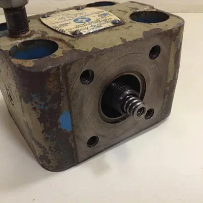 USED SPERRY VICKERS CG5106CCWB70