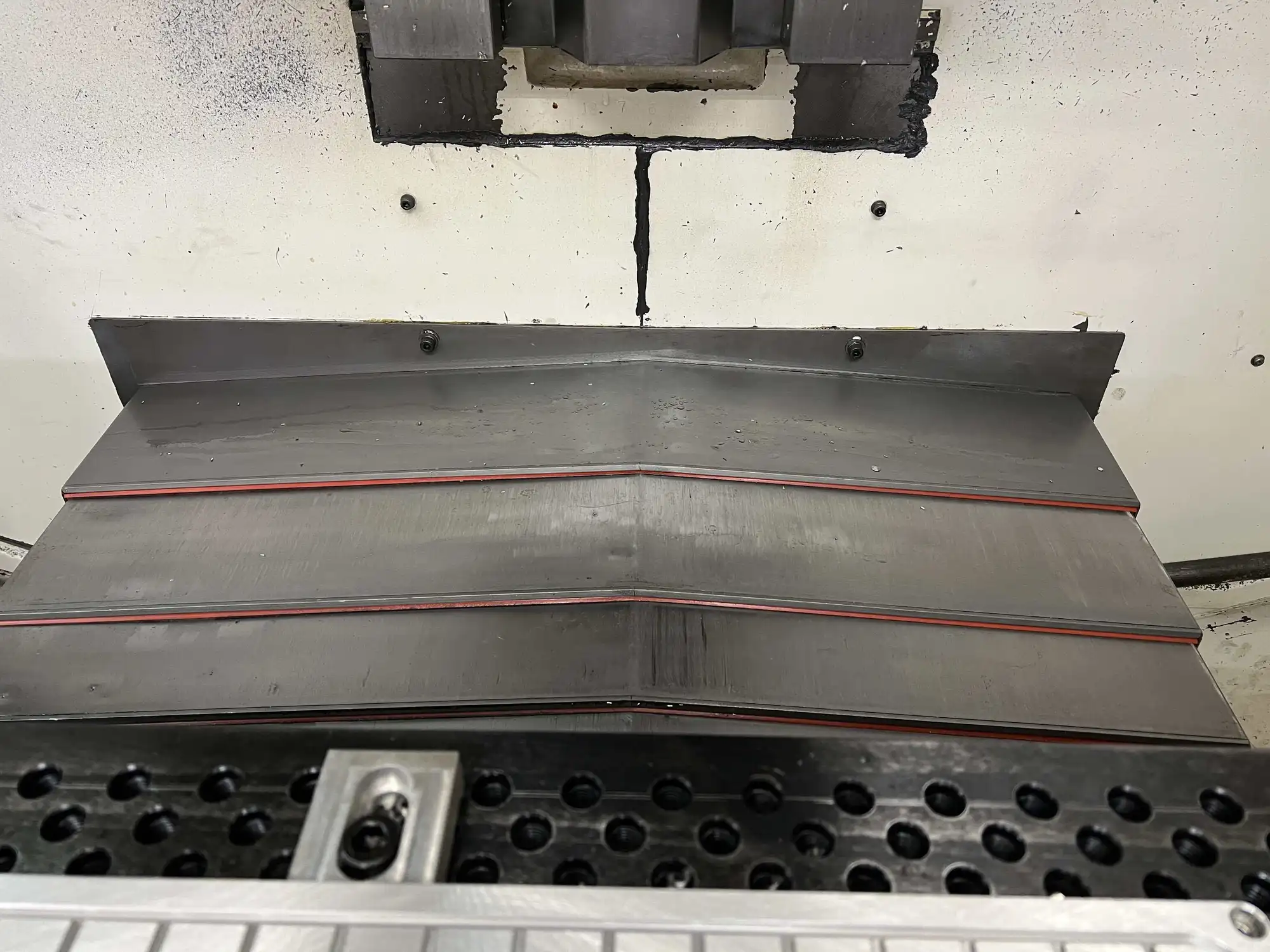 Used 2006 KITAMURA MYCENTER 3XI Vertical Machining Centers