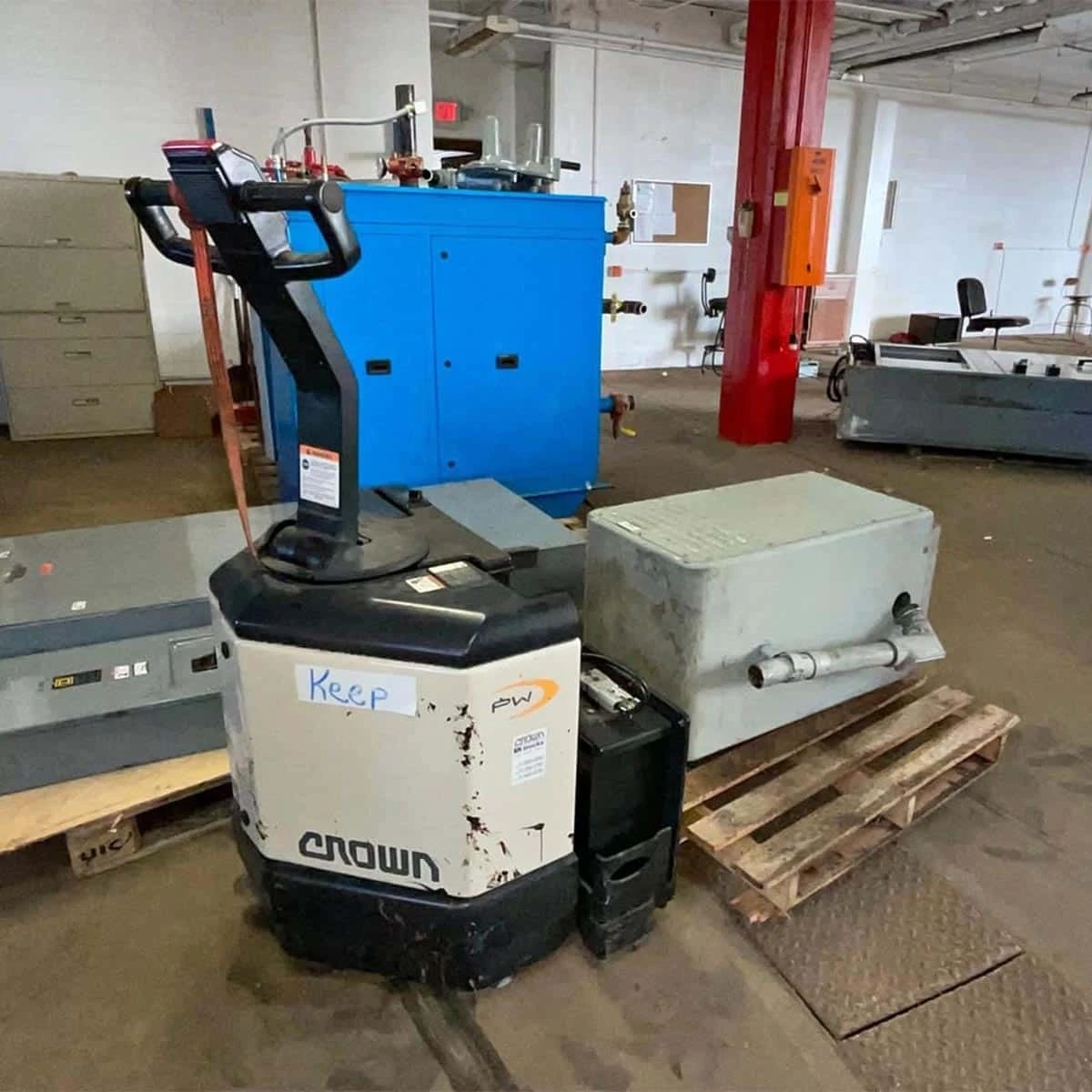 Used Crown _UNKNOWN_ Misc Lifts Texas US | ISP Equipment Group #1318936