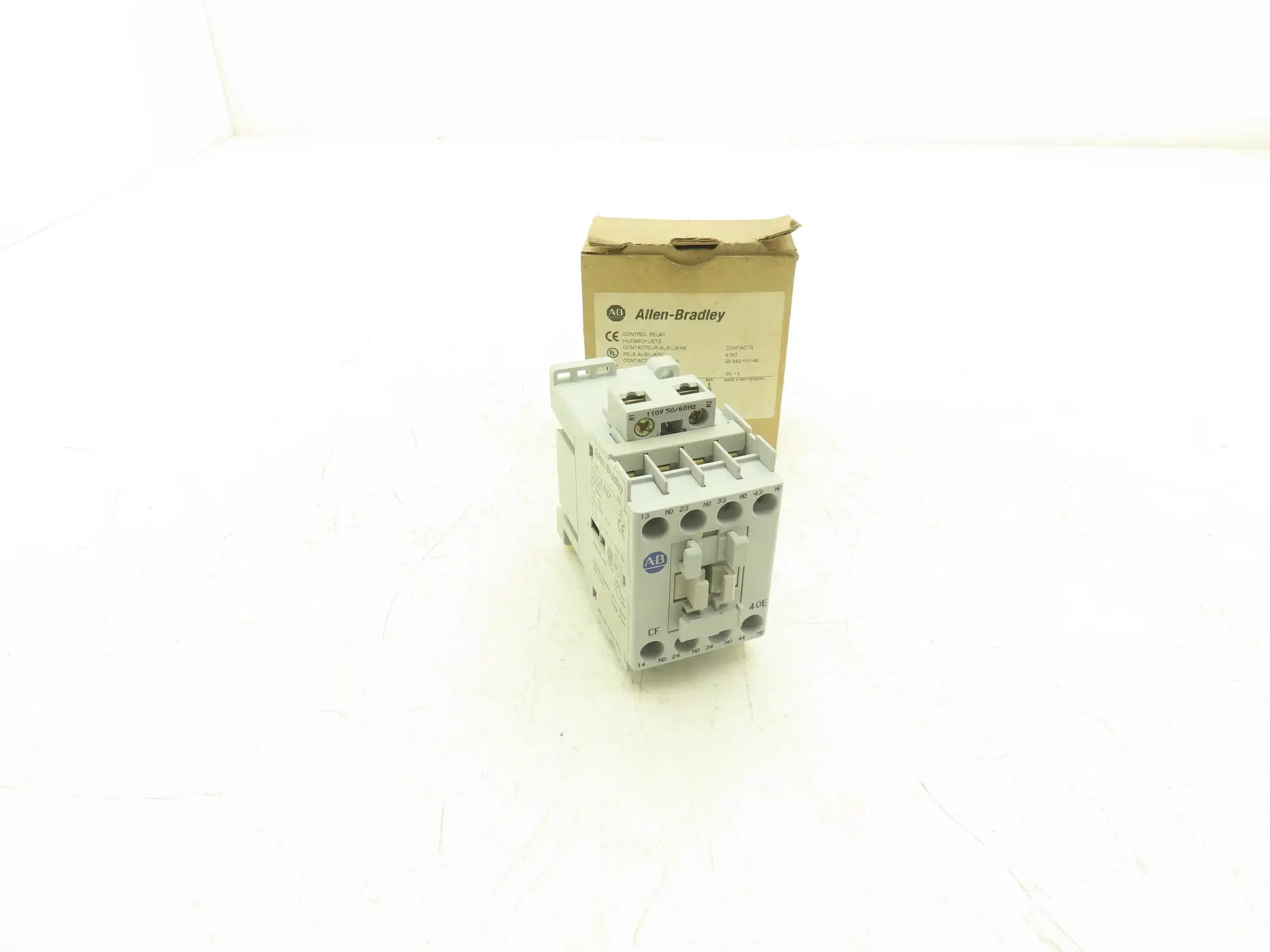 Allen Bradley 700-CF400KD Control Relay 110v 60Hz Coil 600vAC 25A 3Ph 4NO Ser A