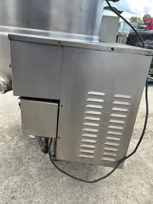 Used Cleveland Used Cleveland KGL40 40 gal Commercial Steam Kettle Natural Gas AS IS Cooking Kettles Illinois US | Falcon Restaurant Supply #1376133