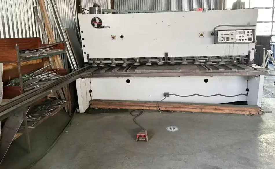 1/2" x 10 ft. Amada Mechanical Power Squaring Shear Model H-3013