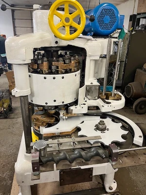 Angelus 60L Seamer – 307 dia. Disk Feed – Atmospheric