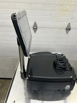 Hobart HTi- SSLSC Scale ***New*** Out of Box