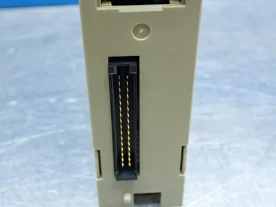 USED OMRON C200HID217