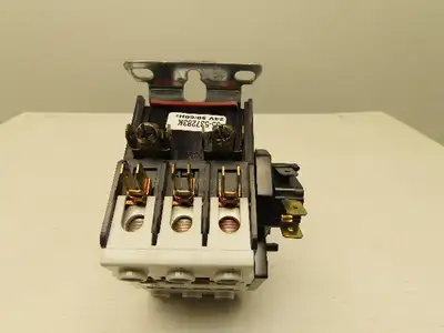 General Electric CR453AB3HBBA1R Contactor Definite Purpose 25A 3 Pole Long Cover