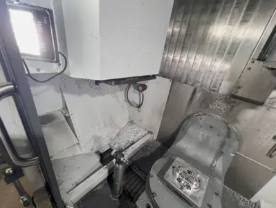 2023 HAAS UMC-500 Vertical Machining Centers (5-Axis or More) | Machinery Network (7)