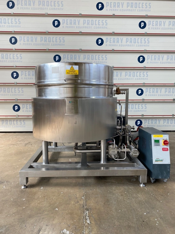 Used NEWADE 400 Litre Stainless Steel Tanks GB | Perry Equipment #145572