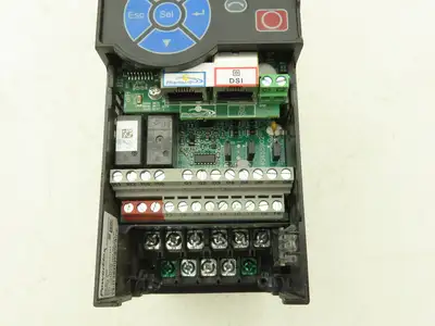 Allen Bradley 25B-D6P0N104 Powerflex 525 3Hp VFD AC Drive 480V 50/60Hz FW 7.001