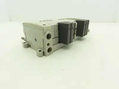 SMC EX250-SDN1 12-Station DeviceNet Manifold 8 Solenoid Valves 24VDC