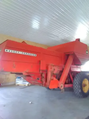 Used MASSEY FERGUSON 405 Combines Nebraska US | Trustworthy Equipment #1403545