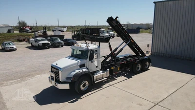New | in-Stock 2025 MACK GRANITE 64BR Rolloff Trucks Texas US | Roll Off Truck World #1491930