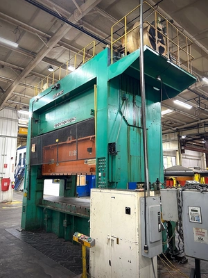 USED 1994 STAMTEC STAMTEC STD-260-330-125 PRESS
