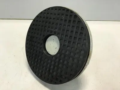 USED METAL FABRICATOR LEVELING PAD