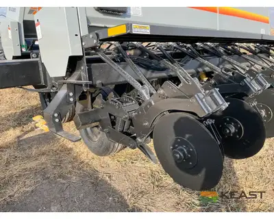 Used CRUSTBUSTER _UNKNOWN_ No-Till Drills Iowa US | Keast Enterprises #1360247
