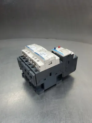 Telemecanique LC2D09 08 03 Reversing Contactor, 25A (LRD 08) 4C-13