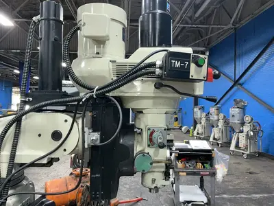 Used 1995 ACER 3VKH Vertical Mills Ohio US | HGR 24 #1311125