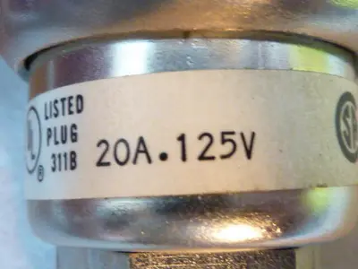 NEW THOMAS & BETTS 8593U-1CT