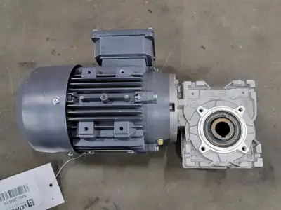 10:1 Ratio Single-stage Worm Reducer w/ Electric Motor