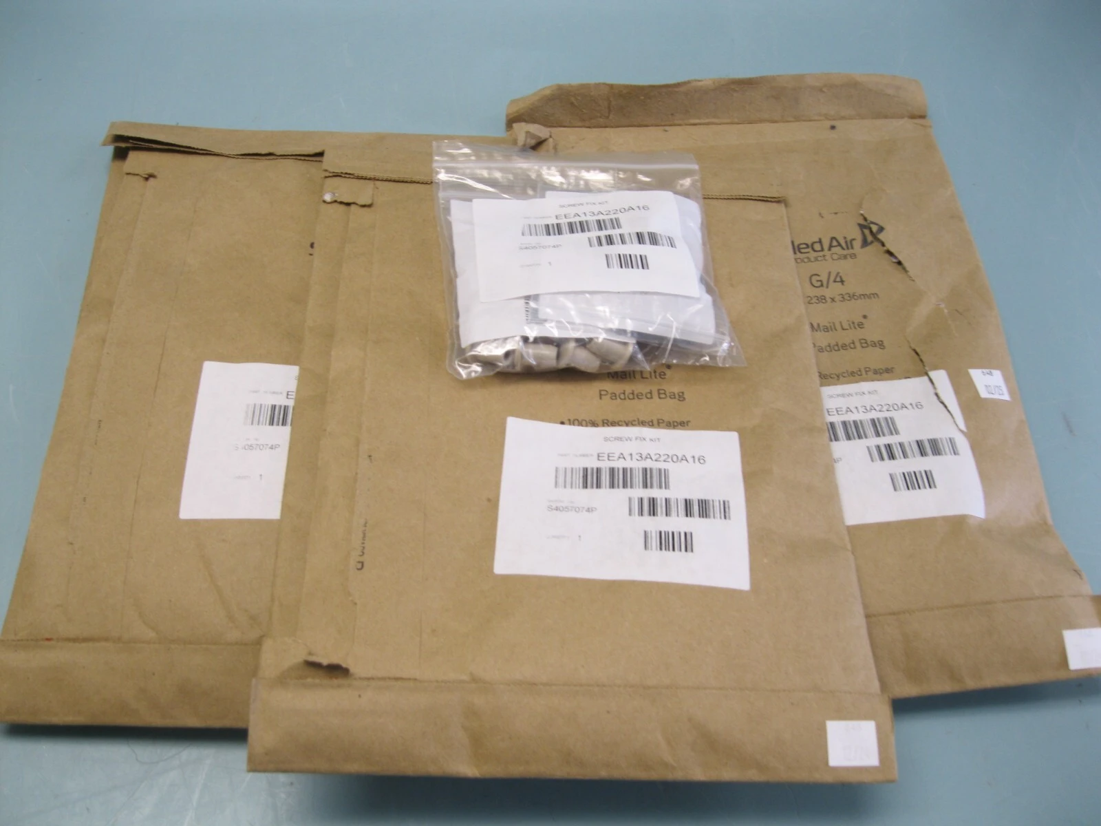 Lot (3) Pall EEA13A220A16 Screw Fix Kit NEW E13