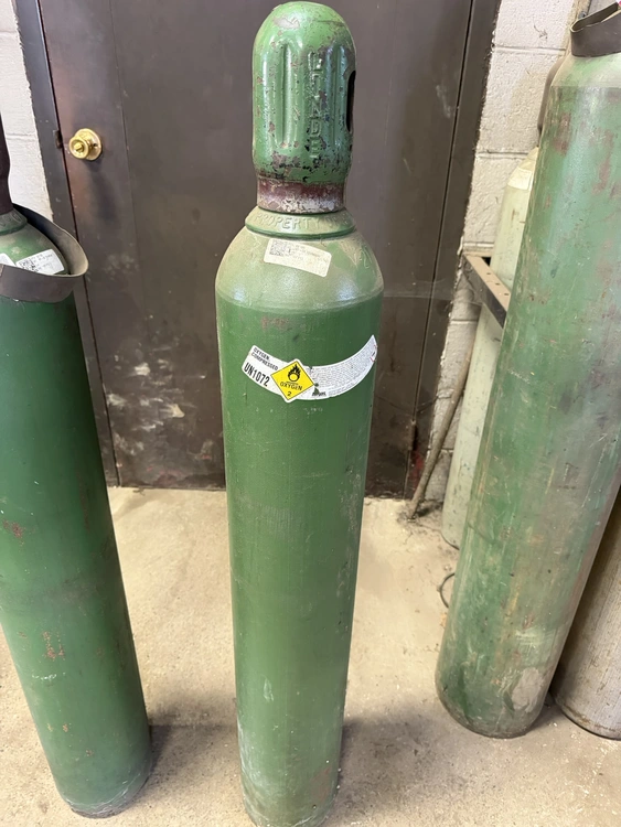 Used _UNKNOWN_ _UNKNOWN_ Cylinders Michigan US | Miedema Asset Management Group #1372074