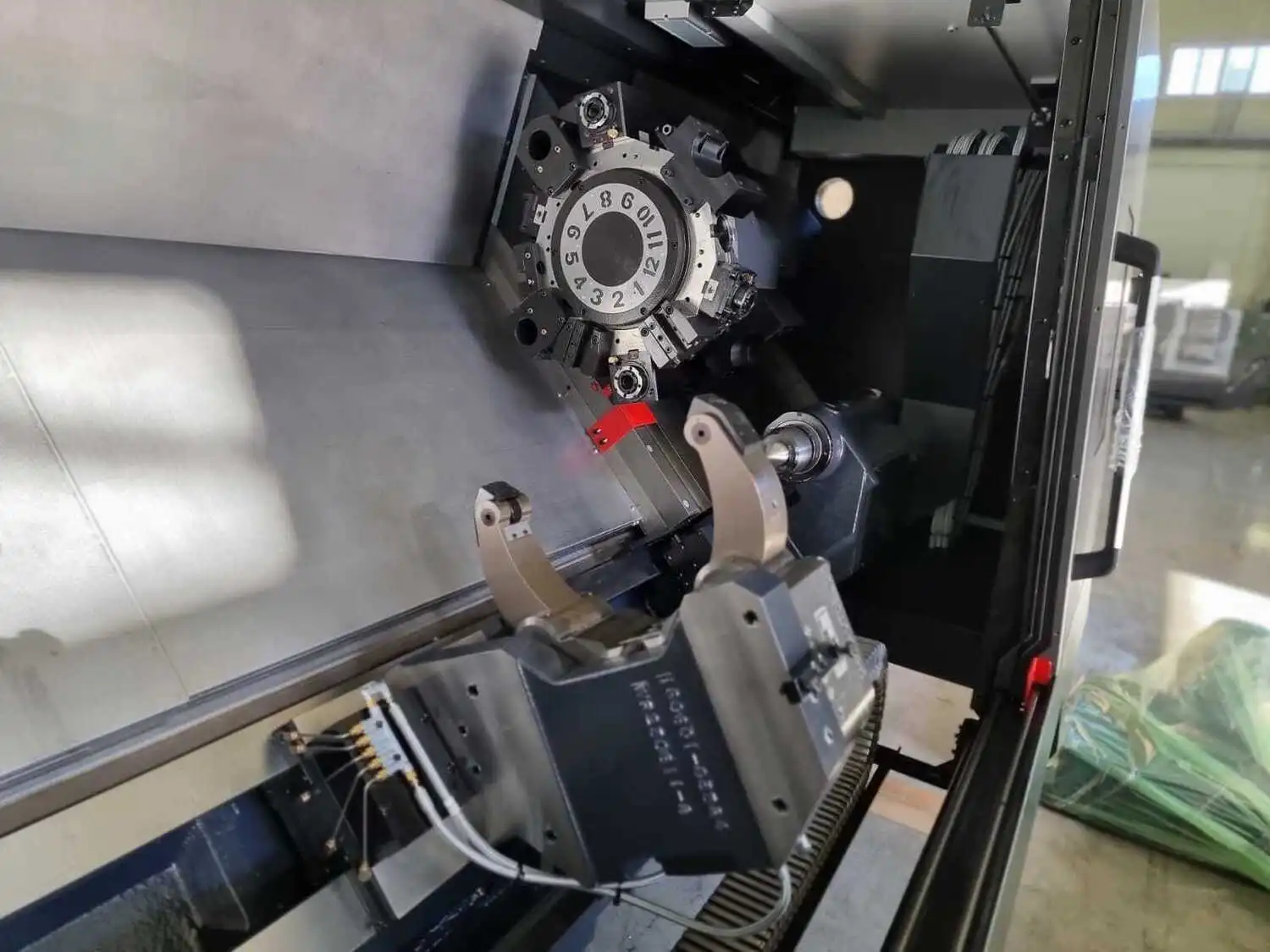 Used 2023 DOOSAN PUMA 4100 XLMC CNC LATHES MULTI AXIS 210530